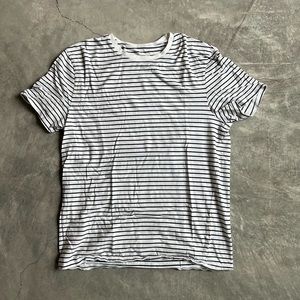 Topman Slim Fit White Striped Tee (Men’s Medium)